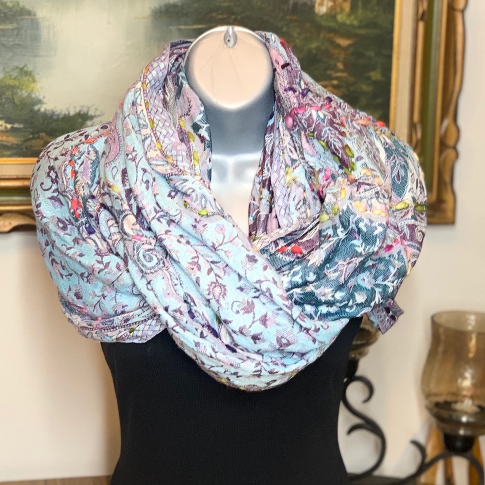 Raj infinity scarf